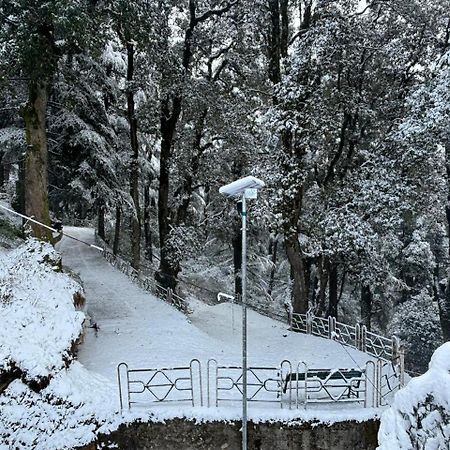 Hotel Jakhu Heights Shimla Bagian luar foto