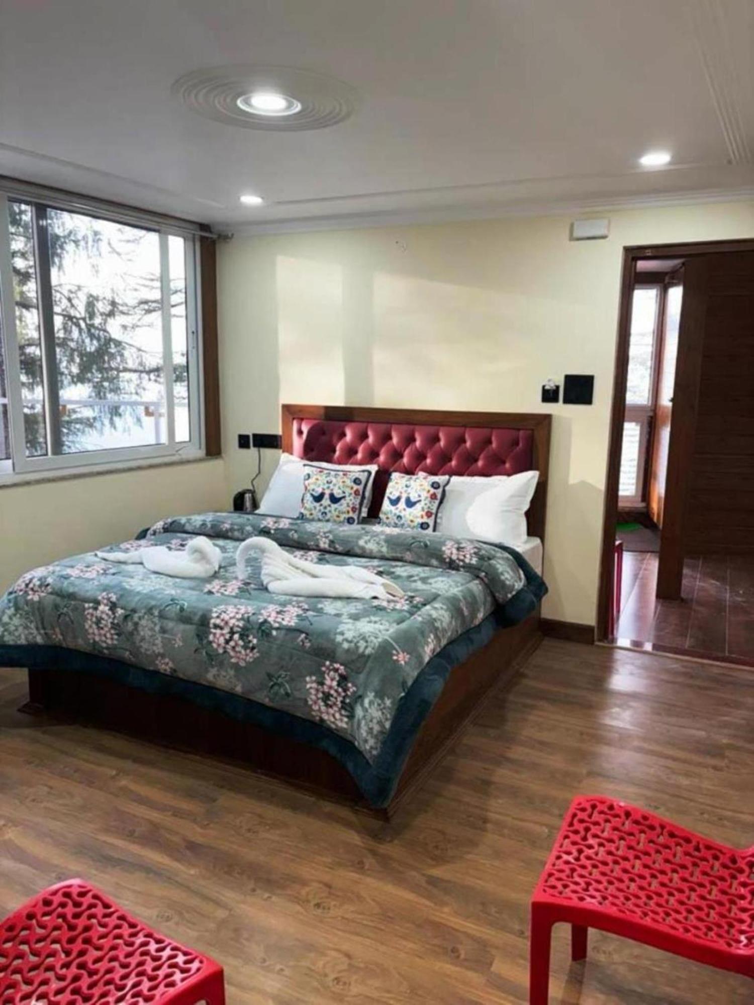 Hotel Jakhu Heights Shimla Bagian luar foto